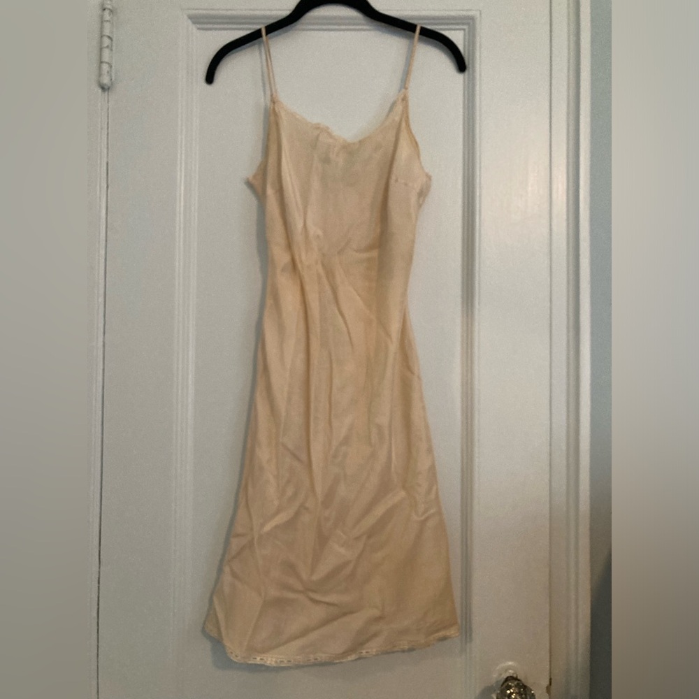 Dosa silk slip dress- crème